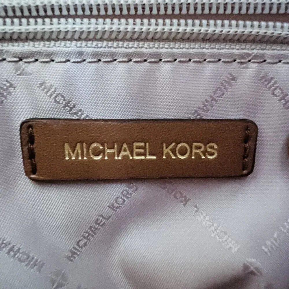 MICHAEL KORS STUDIO Natural Luggage Leather Medium Messenger Crossbody Bag